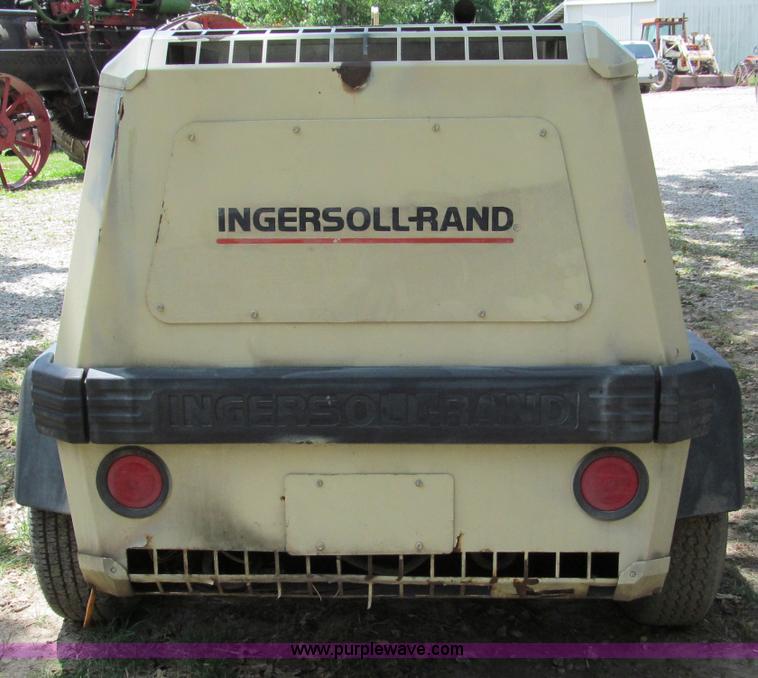 image for item C2244 1997 Ingersoll Rand 185 air compressor