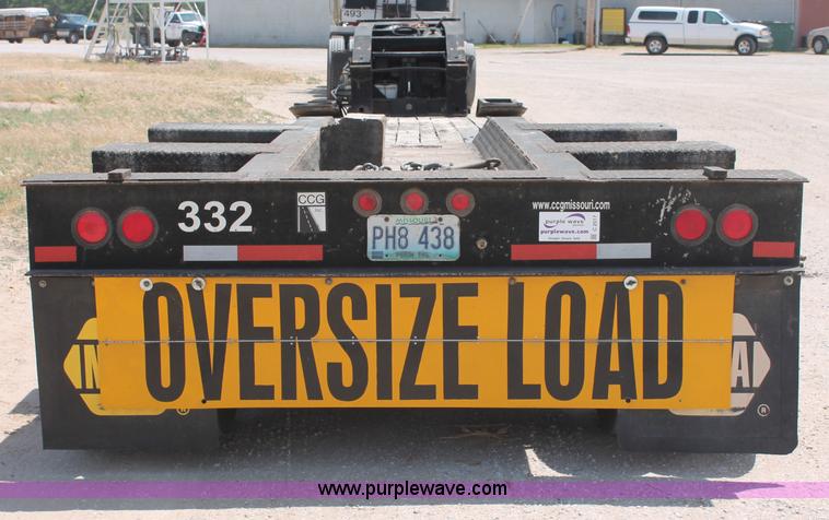 image for item C2517 1996 Eager Beaver 50GSL 48.5' detachable lowboy trailer