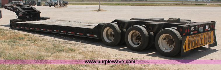 image for item C2517 1996 Eager Beaver 50GSL 48.5' detachable lowboy trailer