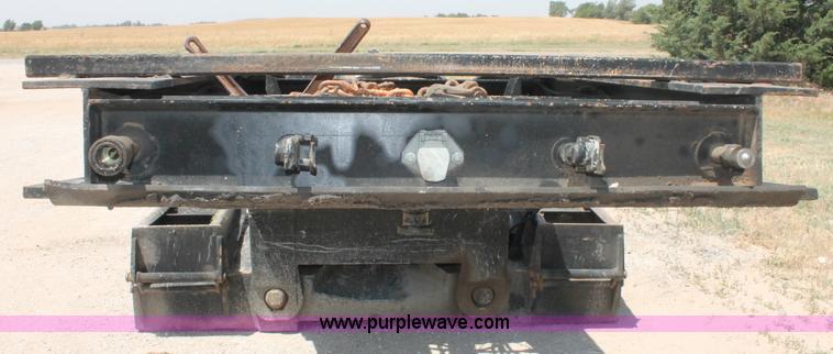 image for item C2517 1996 Eager Beaver 50GSL 48.5' detachable lowboy trailer