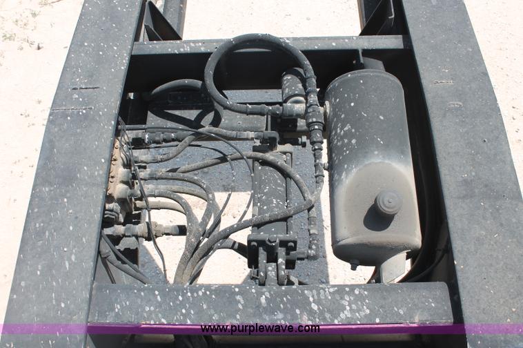 image for item C2517 1996 Eager Beaver 50GSL 48.5' detachable lowboy trailer