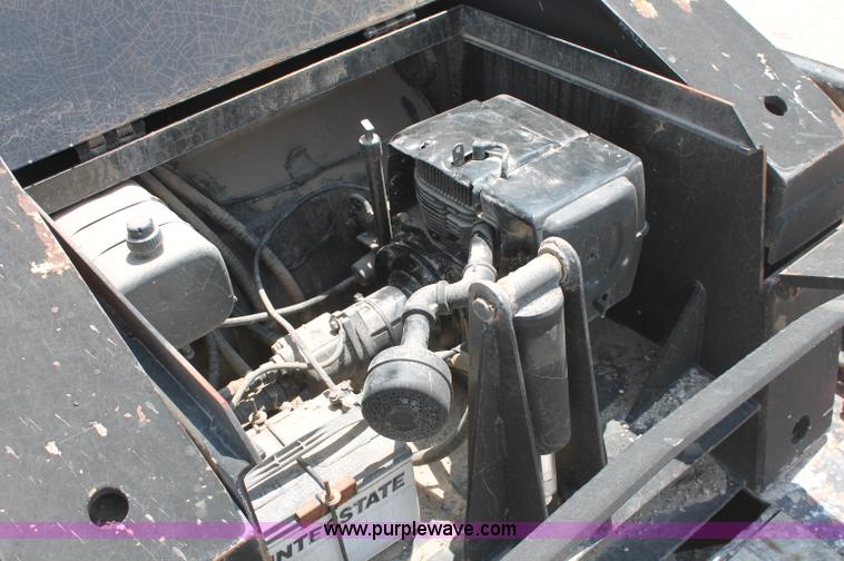 image for item C2517 1996 Eager Beaver 50GSL 48.5' detachable lowboy trailer