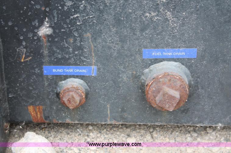 image for item C2518 1999 Caterpillar Olympian D230P1 generator