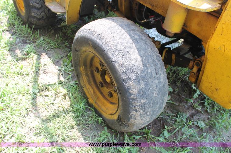 image for item C2531 Baker-york VT5024 forklift