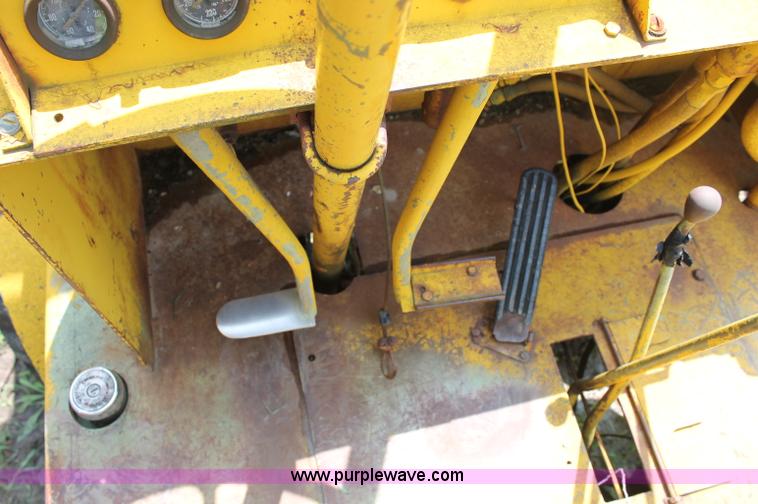 image for item C2531 Baker-york VT5024 forklift