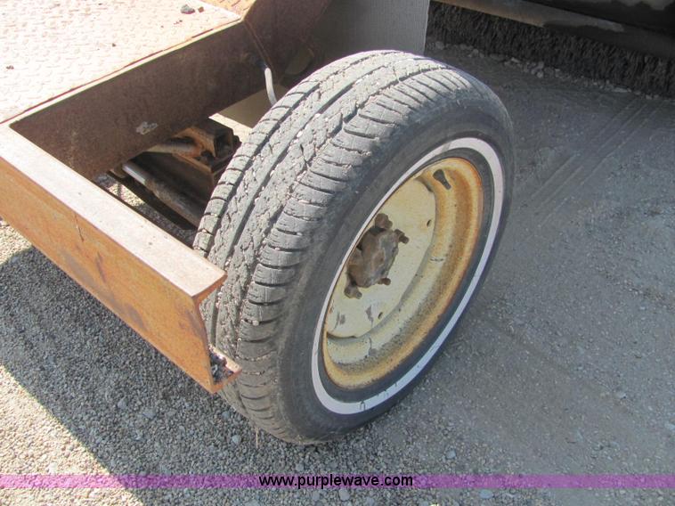 image for item C2572 Broce RC300 broom