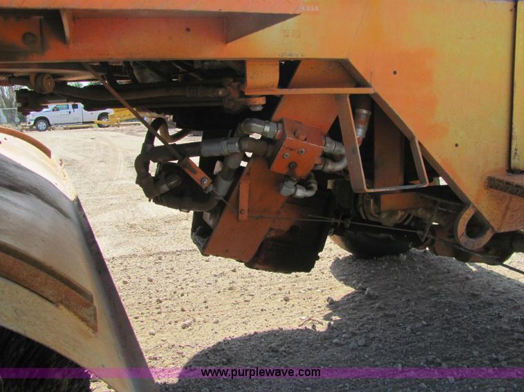 image for item C2572 Broce RC300 broom