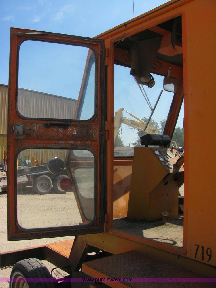 image for item C2572 Broce RC300 broom