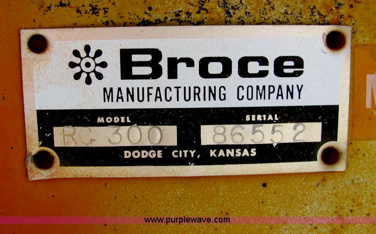 image for item C2572 Broce RC300 broom