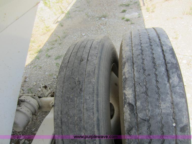 image for item C5395 2008 CPS 32' end dump trailer