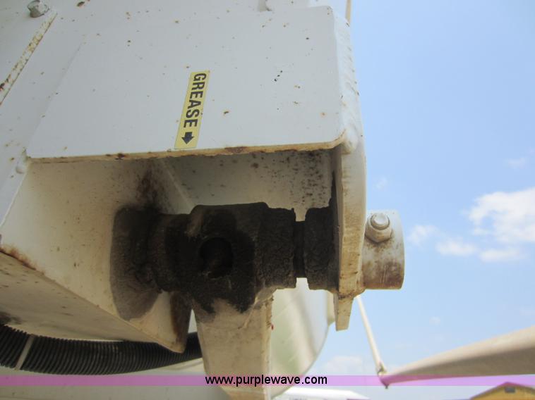 image for item C5395 2008 CPS 32' end dump trailer