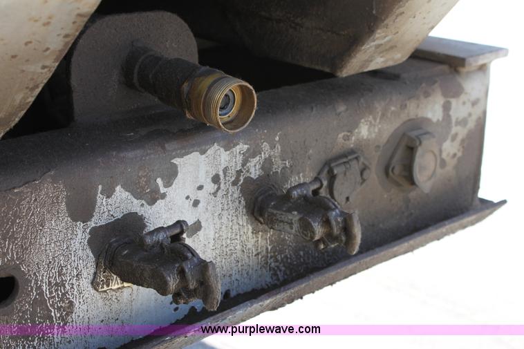 image for item D5086 1993 Load King 20' tandem axle dump trailer