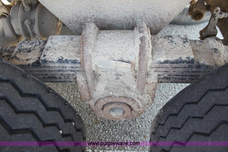 image for item D5086 1993 Load King 20' tandem axle dump trailer