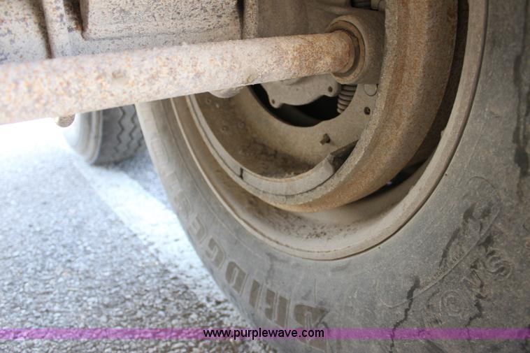 image for item D5086 1993 Load King 20' tandem axle dump trailer