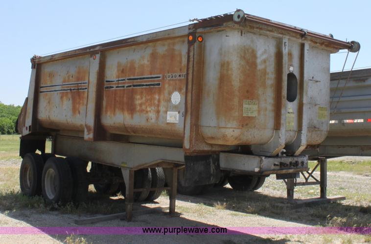 image for item D5087 1993 Load King 20' tandem axle dump trailer