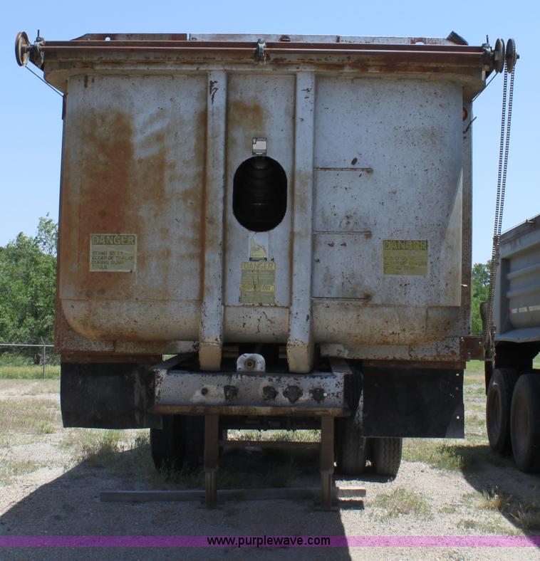 image for item D5087 1993 Load King 20' tandem axle dump trailer