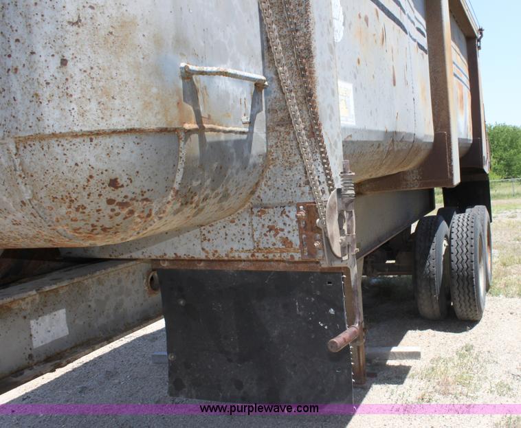 image for item D5087 1993 Load King 20' tandem axle dump trailer