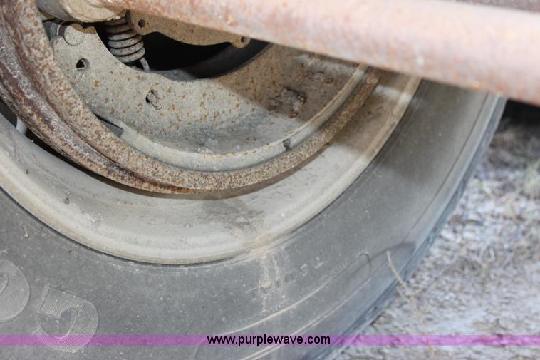 image for item D5087 1993 Load King 20' tandem axle dump trailer