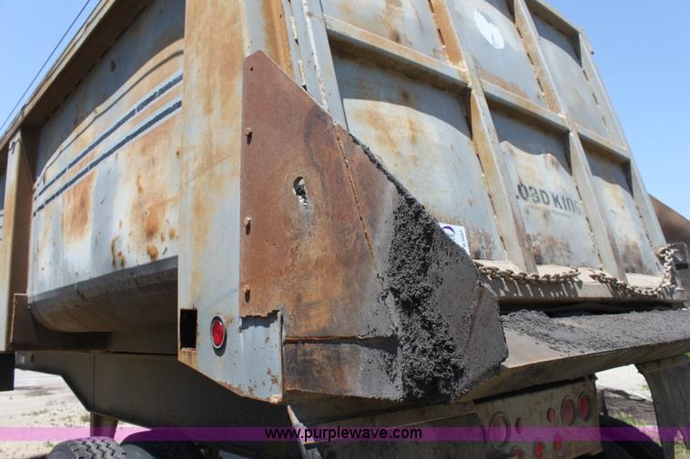 image for item D5087 1993 Load King 20' tandem axle dump trailer