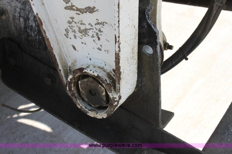 image for item D5096 1998 International Paystar 5000 mixer truck