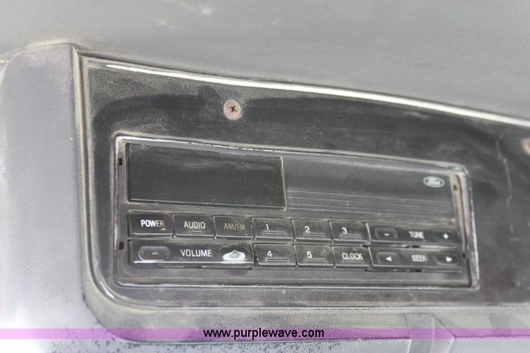 image for item D5097 1996 Ford L9000 mixer truck