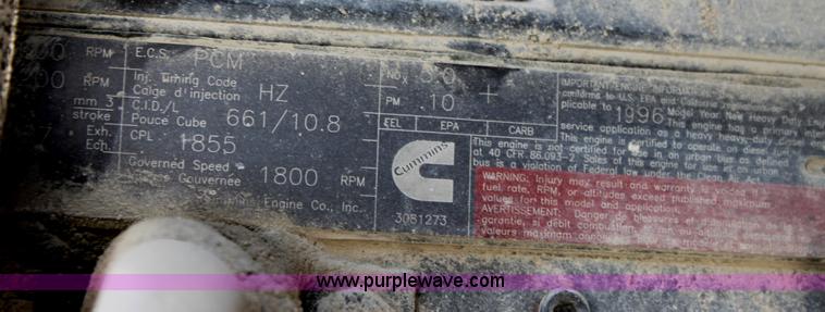 image for item D5097 1996 Ford L9000 mixer truck