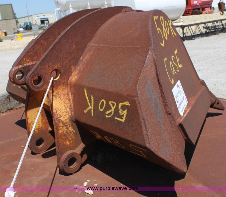 image for item D5109 Case 580K four tooth bucket
