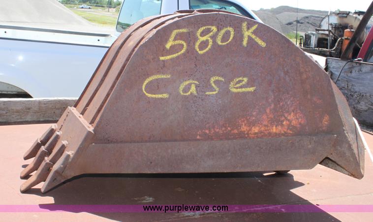 image for item D5109 Case 580K four tooth bucket
