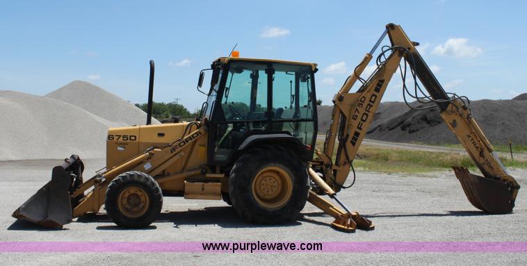 image for item D5110 Ford 675D backhoe