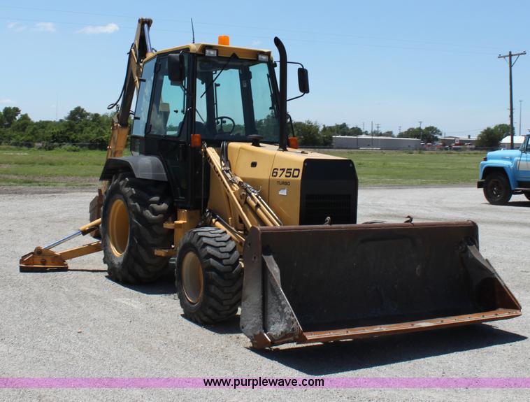 image for item D5110 Ford 675D backhoe