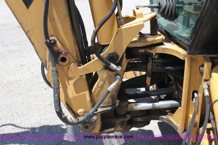 image for item D5110 Ford 675D backhoe