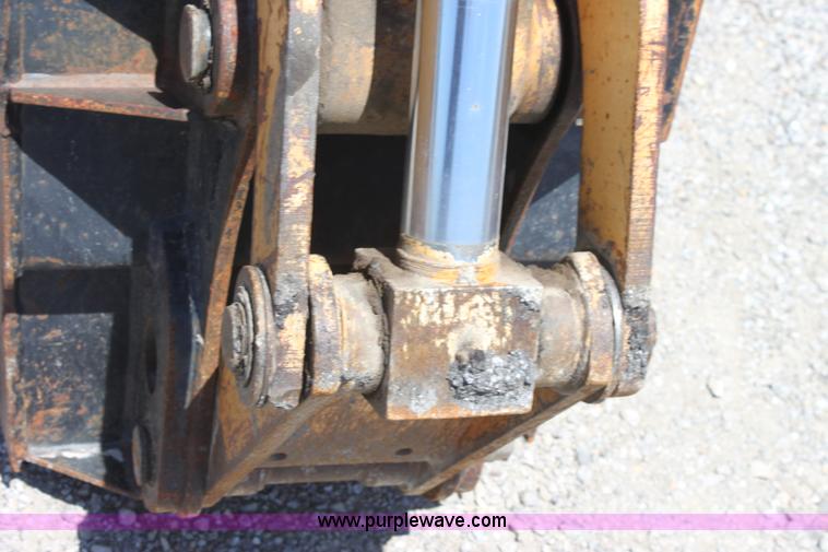 image for item D5110 Ford 675D backhoe