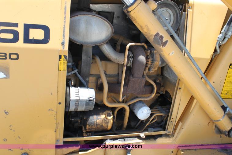 image for item D5110 Ford 675D backhoe