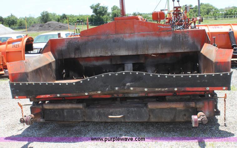 image for item D5111 LeeBoy L1000T asphalt paver