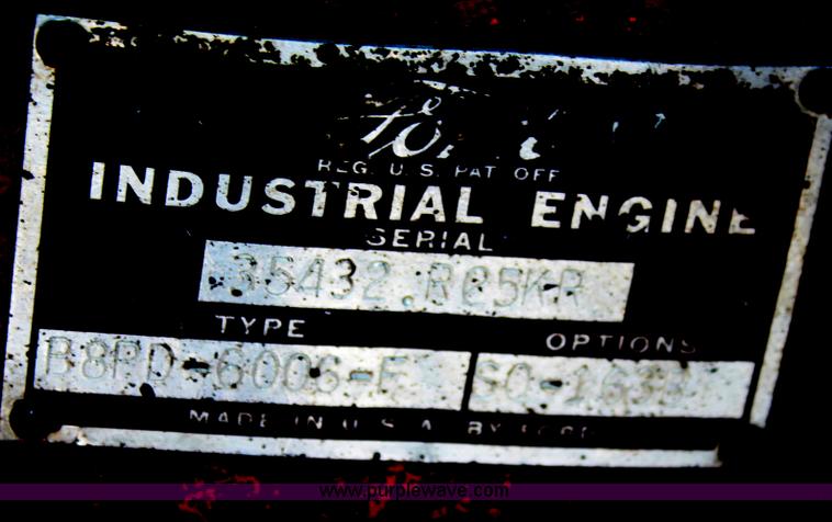 image for item D5112 1973 International 1600 oil distributor truck