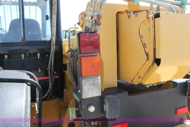 image for item D5116 2001 Caterpillar TH82 telehandler