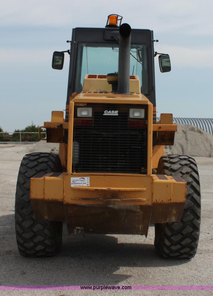 image for item D5118 1999 Case 621B articulated wheel loader