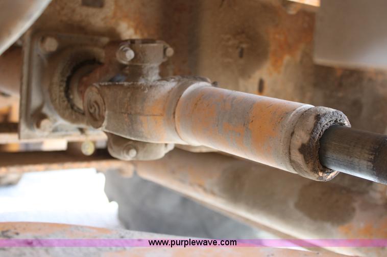 image for item D5118 1999 Case 621B articulated wheel loader