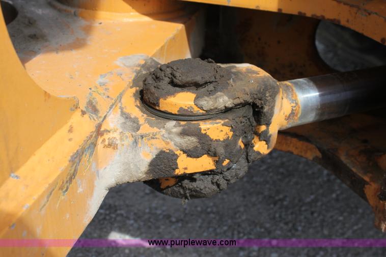 image for item D5118 1999 Case 621B articulated wheel loader