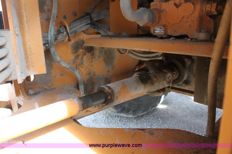 image for item D5118 1999 Case 621B articulated wheel loader