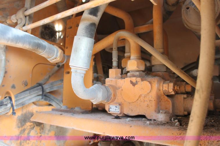 image for item D5118 1999 Case 621B articulated wheel loader