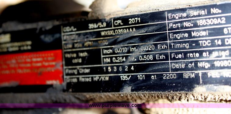 image for item D5118 1999 Case 621B articulated wheel loader