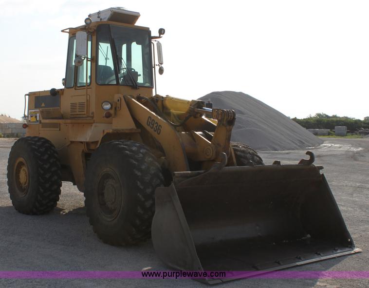 image for item D5167 1990 Caterpillar G936E wheel loader