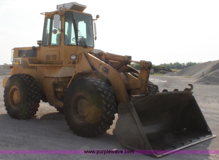 image for item D5167 1990 Caterpillar G936E wheel loader