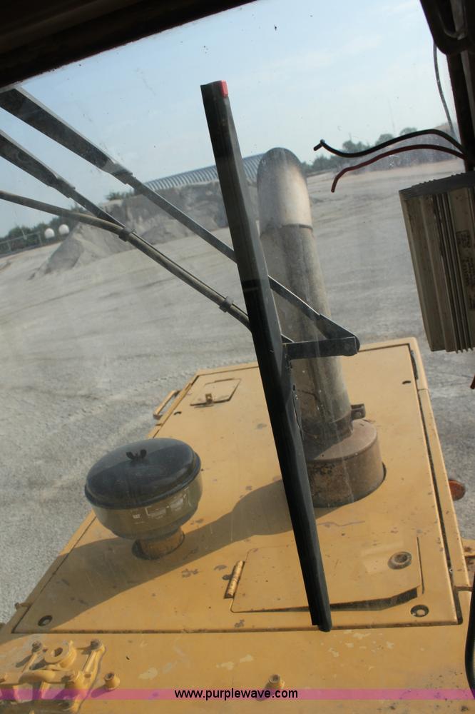 image for item D5167 1990 Caterpillar G936E wheel loader