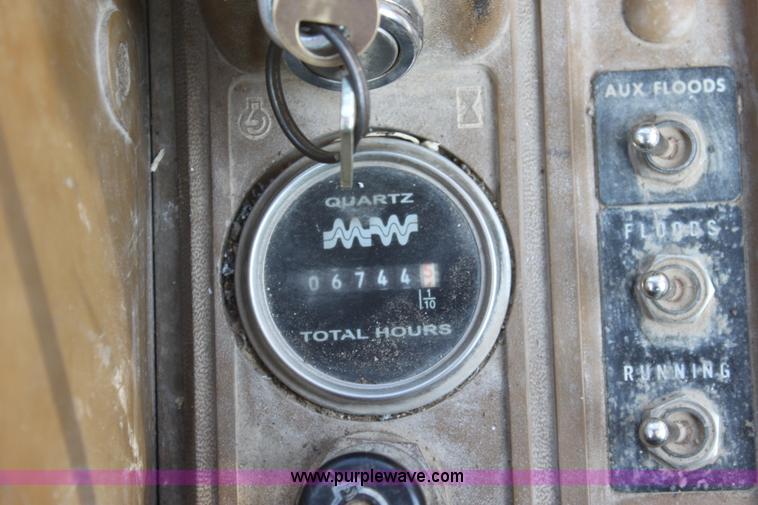 image for item D5167 1990 Caterpillar G936E wheel loader