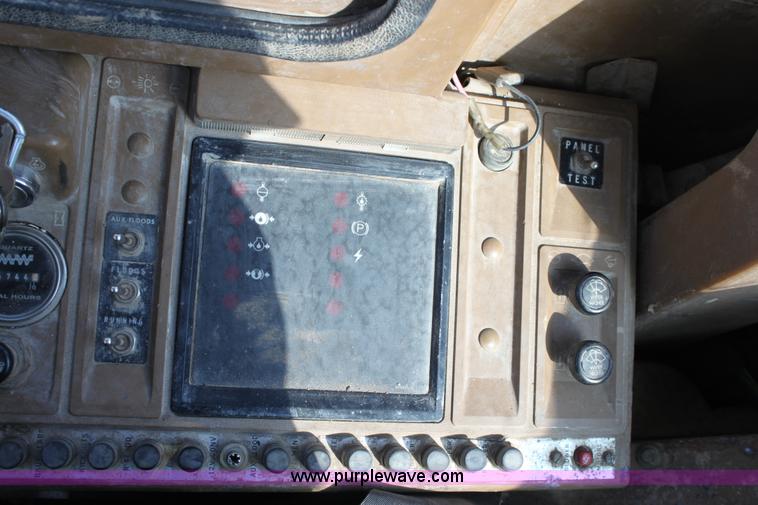 image for item D5167 1990 Caterpillar G936E wheel loader