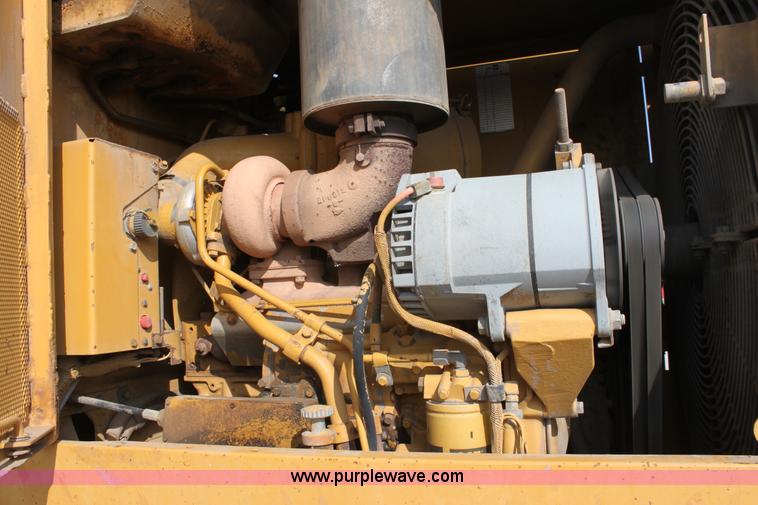 image for item D5167 1990 Caterpillar G936E wheel loader