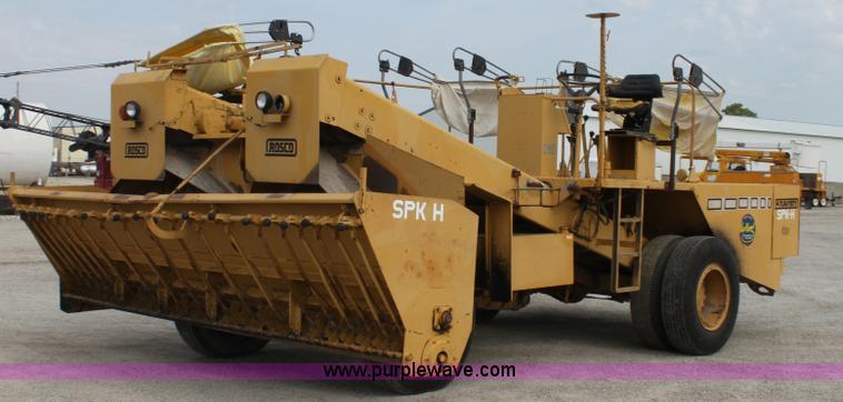 image for item D5169 Rosco SPK-H asphalt chip spreader