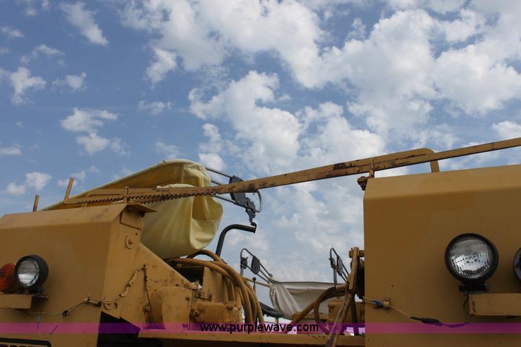 image for item D5169 Rosco SPK-H asphalt chip spreader